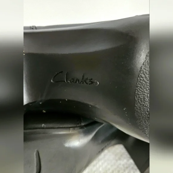 Clarks Collection Womens Emslie Monet SZ 7.5M Leather Ankle Booties Heel… - Picture 6 of 9